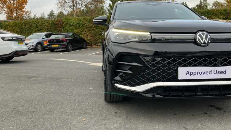 Volkswagen Tiguan 1.5 TSI eHybrid R-Line 5dr DSG Estate